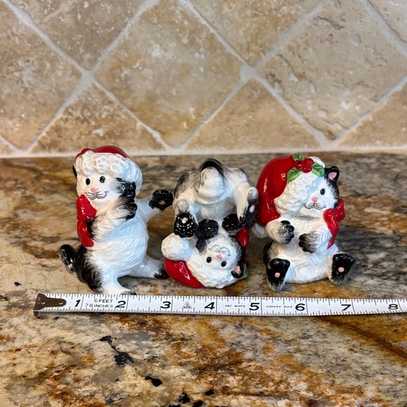 Fitz and Floyd Festive Christmas Cat Figurines- Set of 3 - Picture 4 of 10